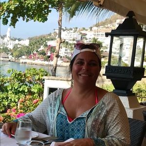 Meet your Posher, Kim